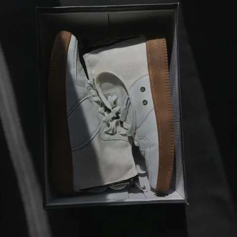 Classic Court Sneakers